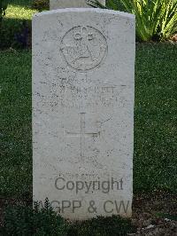 Salonika (Lembet Road) Military Cemetery - Hunnisett, G H